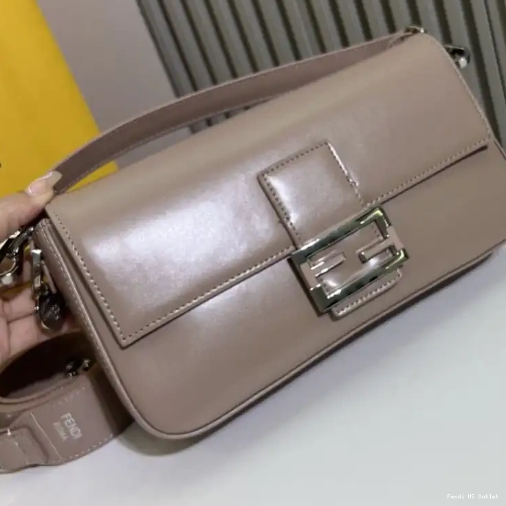 Affordable HOT Leather Medium Khaki Bag Baguette Fendi In Tiffany Smooth 0409